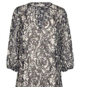 PART TWO - Klarista Printed Shift Dress